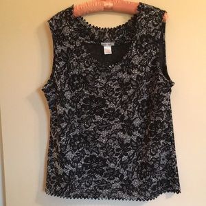 Pretty black lace sleeveless top, size XL